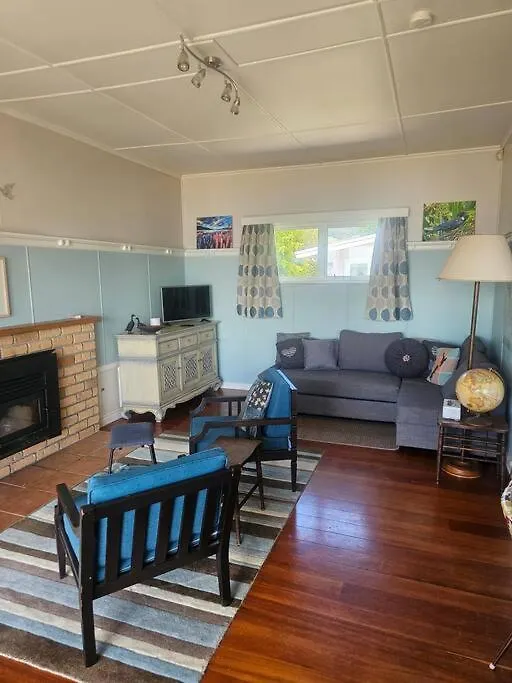 Holiday home Blue Cottage, On The Lake Rotorua New Zealand